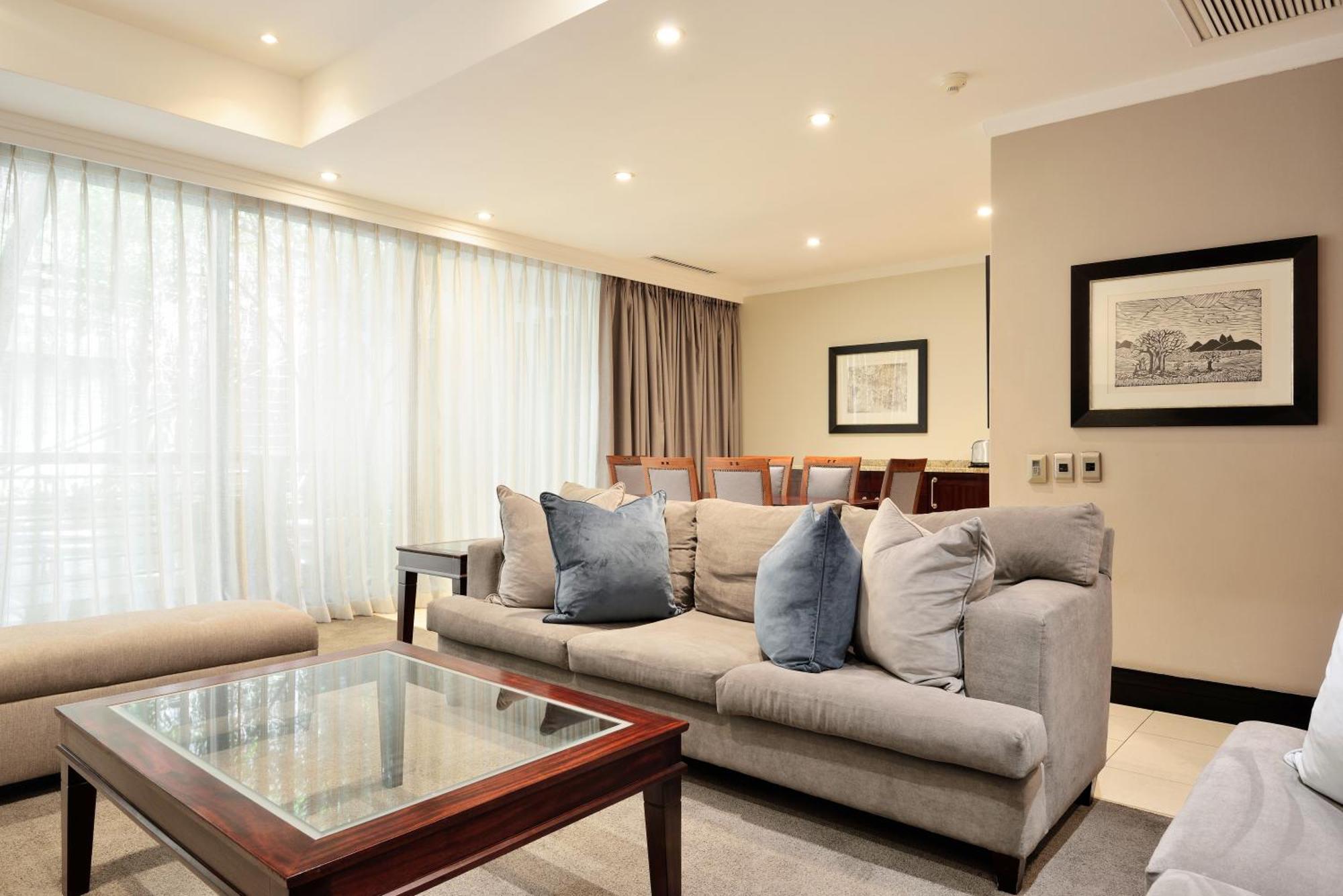 יוהנסבורג Raphael Suites מראה חיצוני תמונה